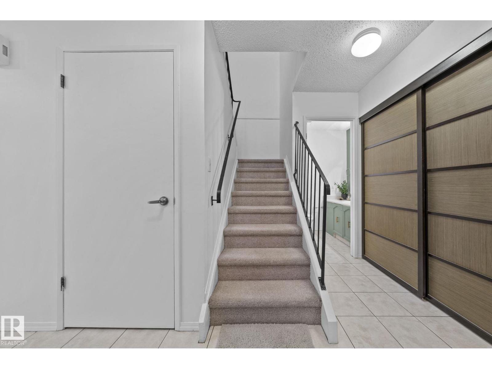Photo 19 of 10520 84 Av Nw, Edmonton AB