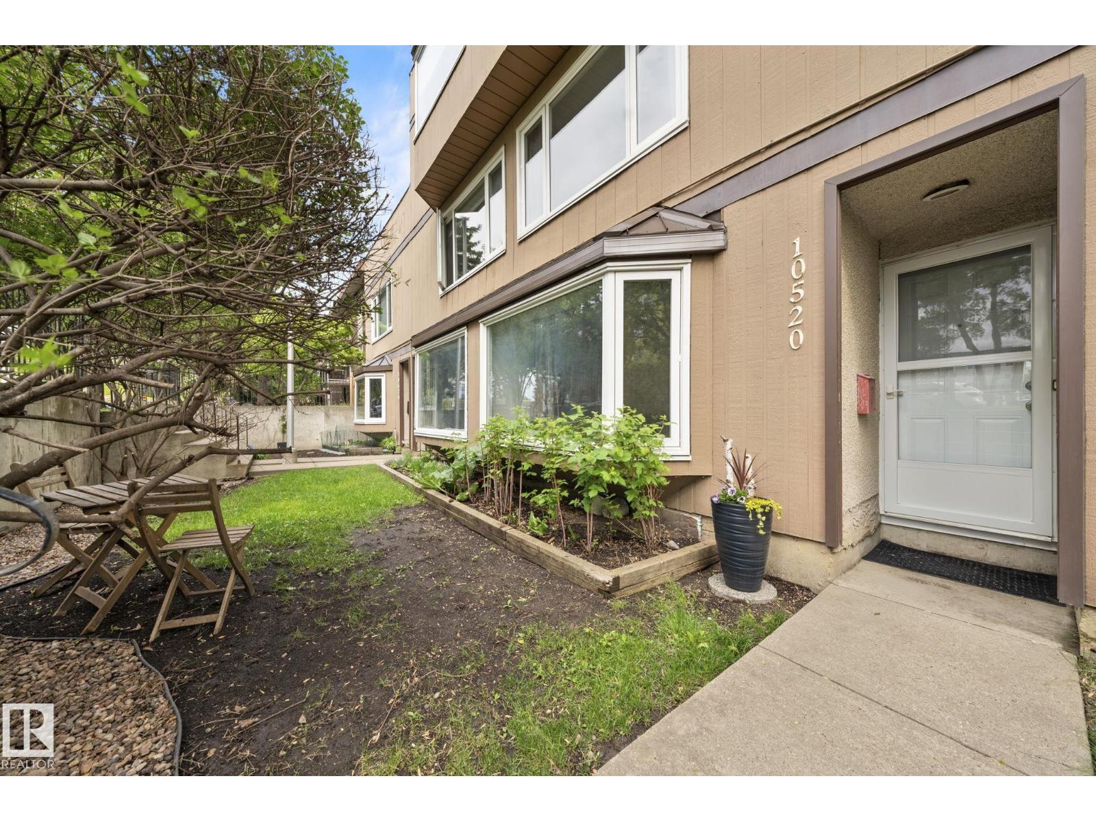 Photo 38 of 10520 84 Av Nw, Edmonton AB