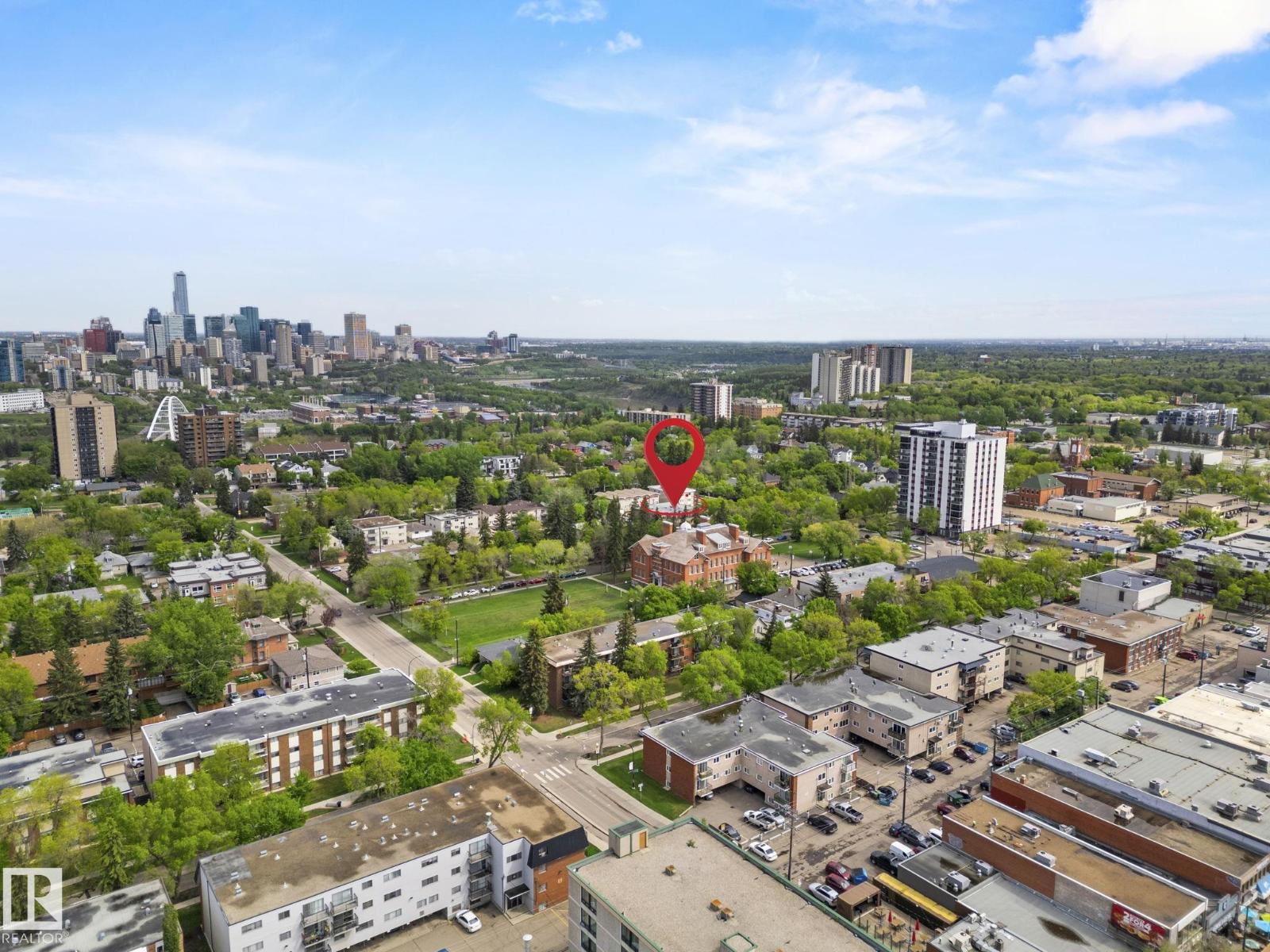Photo 31 of 10520 84 Av Nw, Edmonton AB