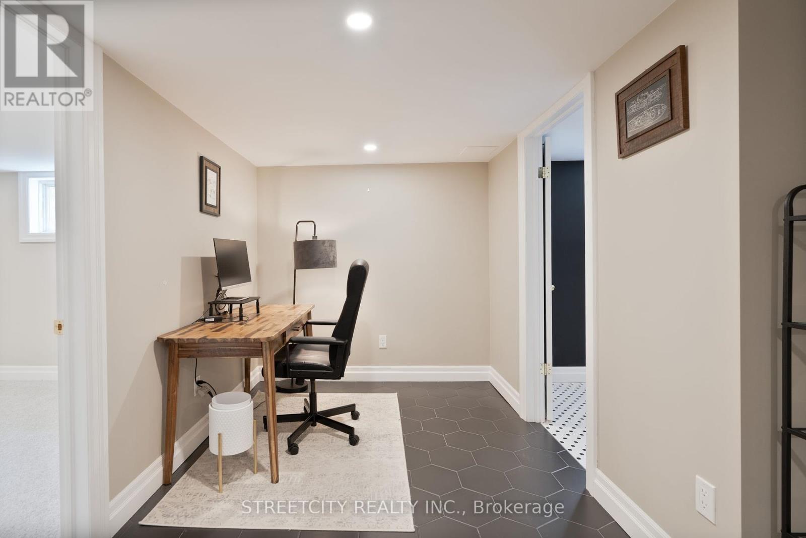 Photo 23 of 1151 Nashua Avenue, London South ON
