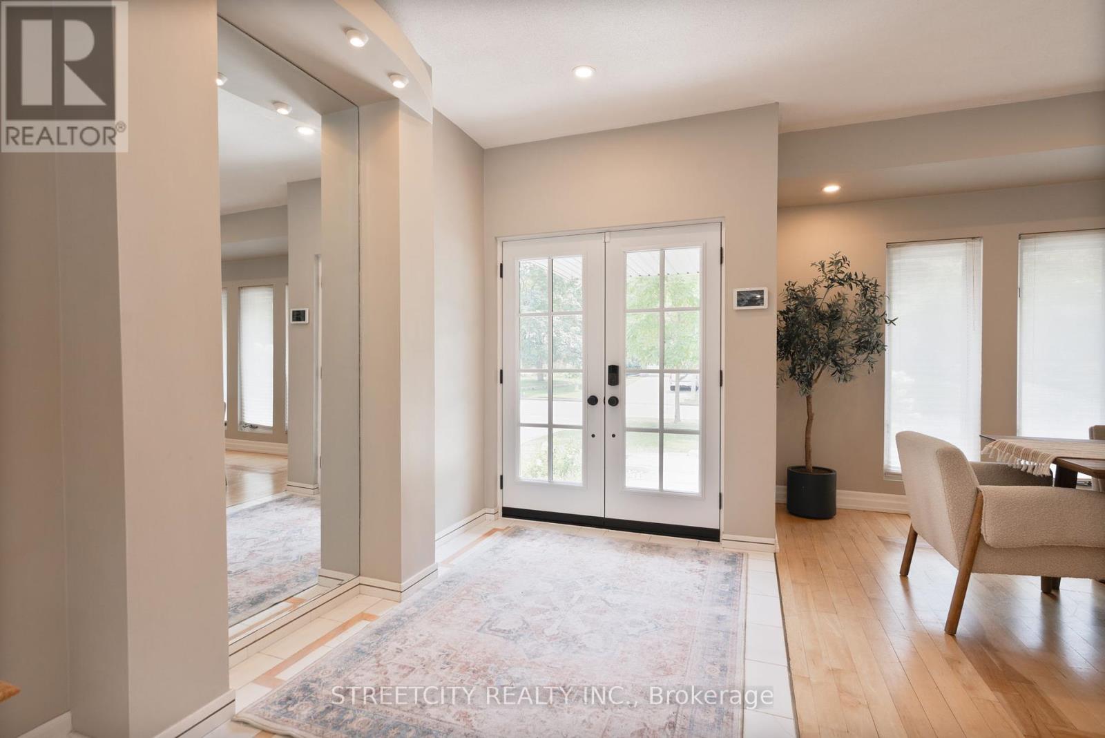 Photo 4 of 1151 Nashua Avenue, London South ON