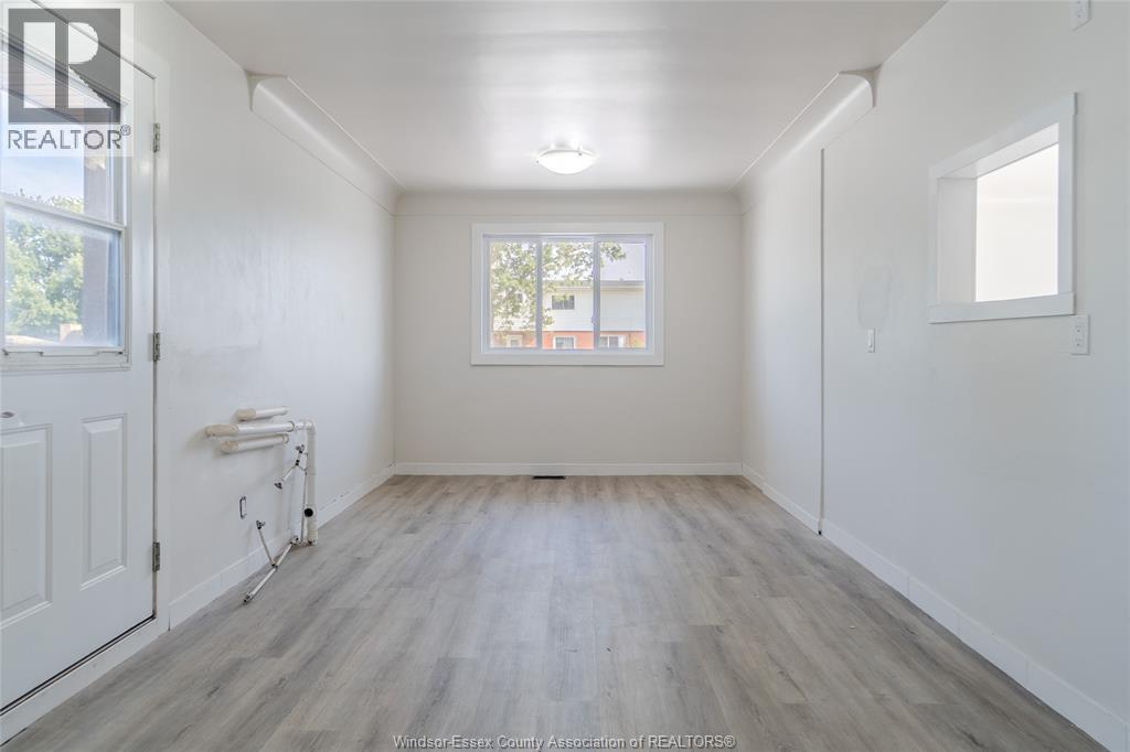 Photo 1 of 263 Talbot Street North, Essex ON
