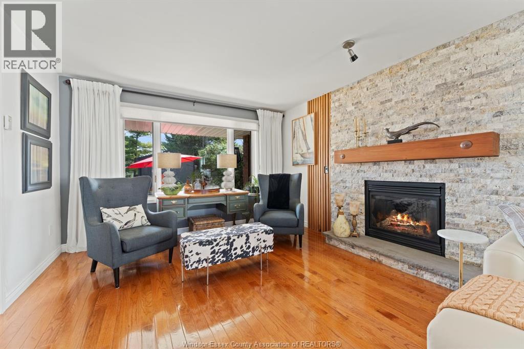 Photo 24 of 3914 St Clair, Stoney Point ON