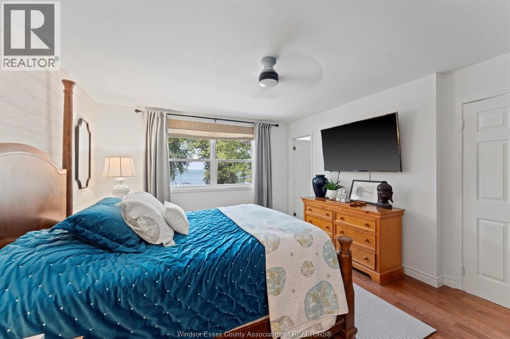 Photo 17 of 3914 St Clair, Stoney Point ON