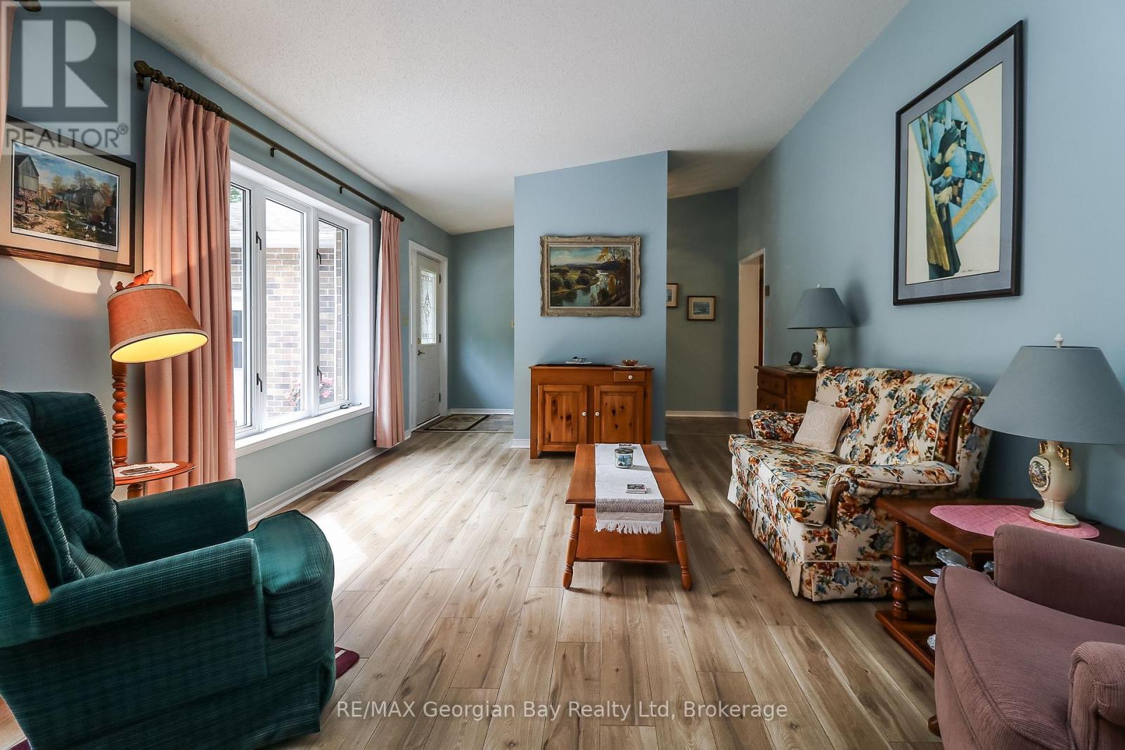 Photo 16 of 436 Puddicombe Road, Midland ON