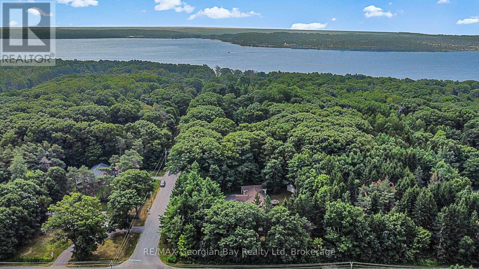 Photo 3 of 436 Puddicombe Road, Midland ON