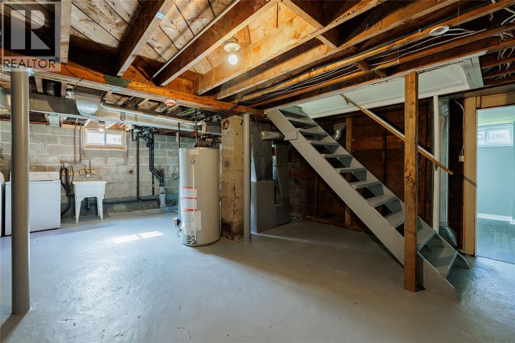 Photo 28 of 1329 Kim Street, Sarnia ON