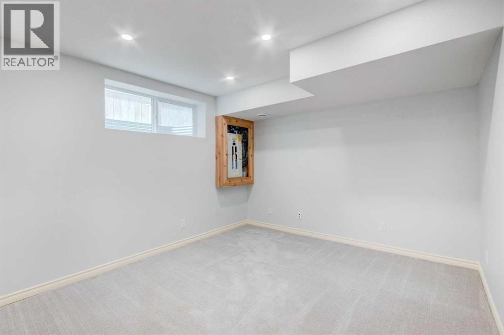 Single Family House for Sale in  Silverado Plains View SW Silverado Calgary 