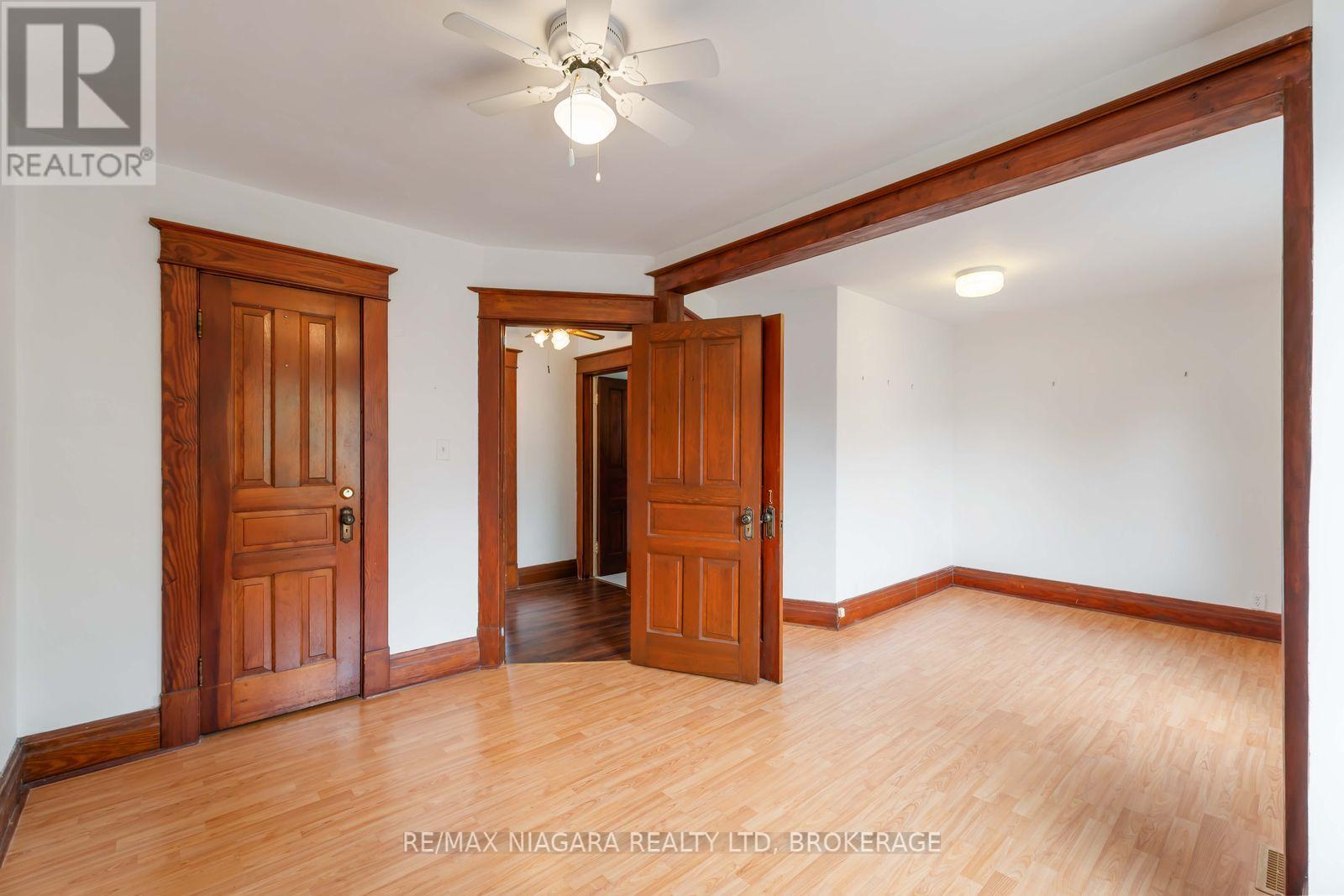 Photo 8 of 8 Russell Avenue, St Catharines ON