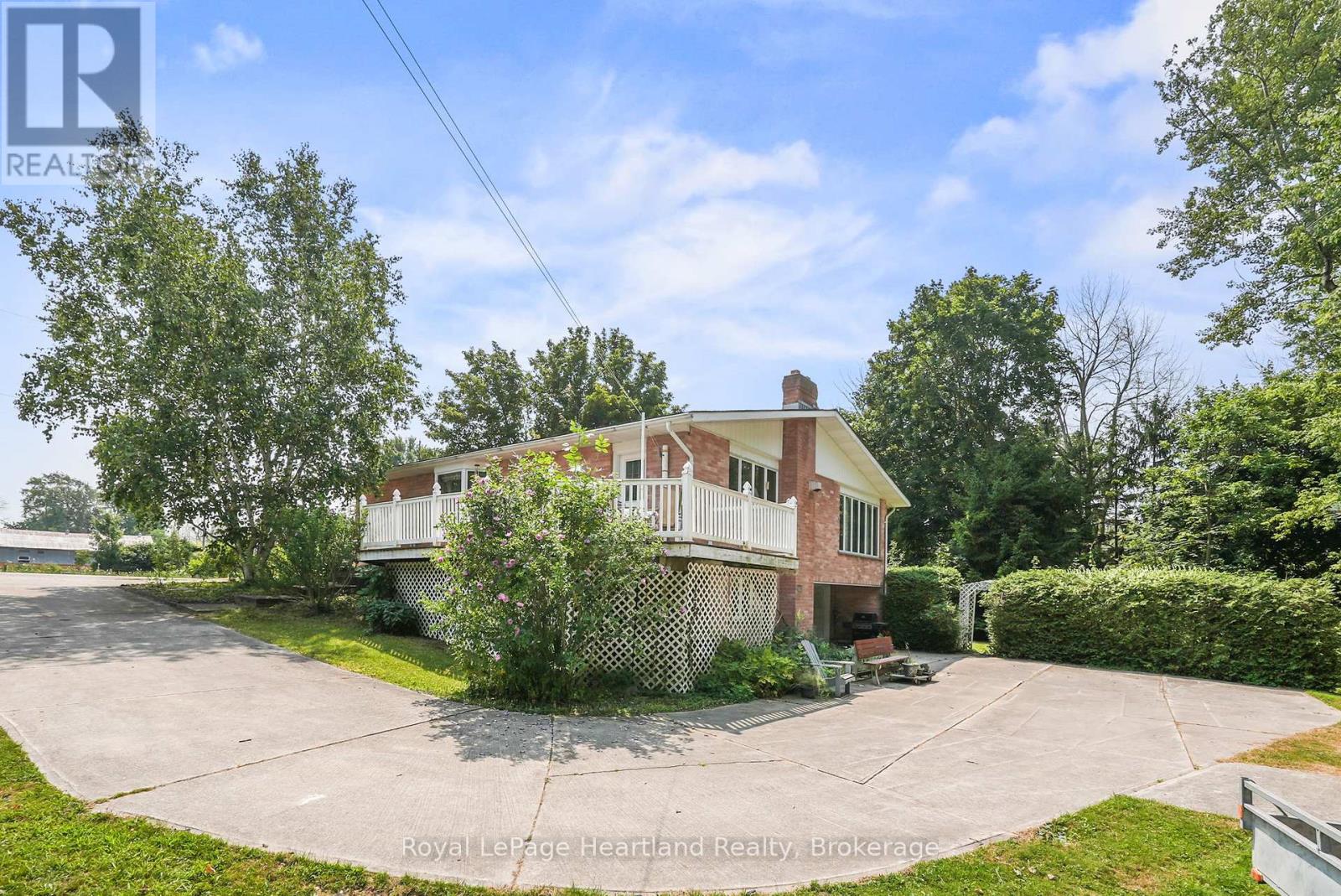 Photo 37 of 23 Mill Street E, Minto ON