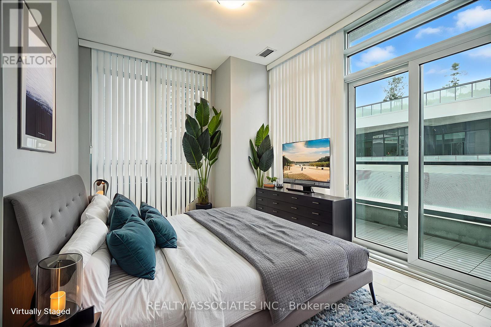 Photo 9 of 409 30 Ordnance Street, Toronto ON