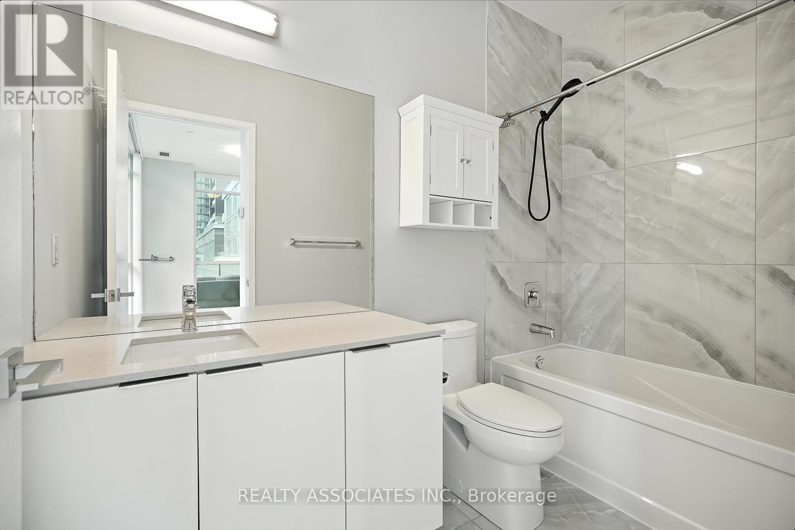 Photo 39 of 409 30 Ordnance Street, Toronto ON