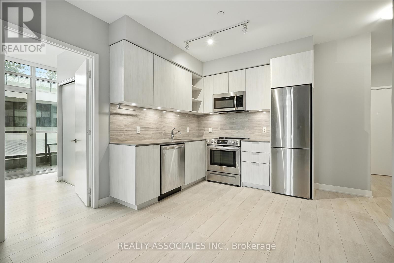 Photo 18 of 409 30 Ordnance Street, Toronto ON