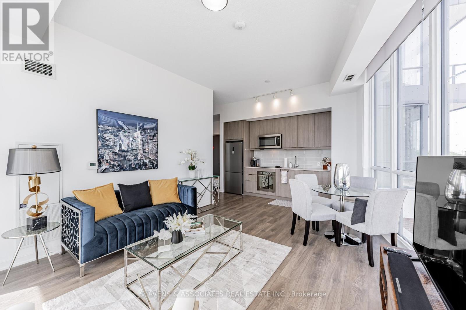 Photo 15 of 206 38 Forest Manor Road, Toronto ON