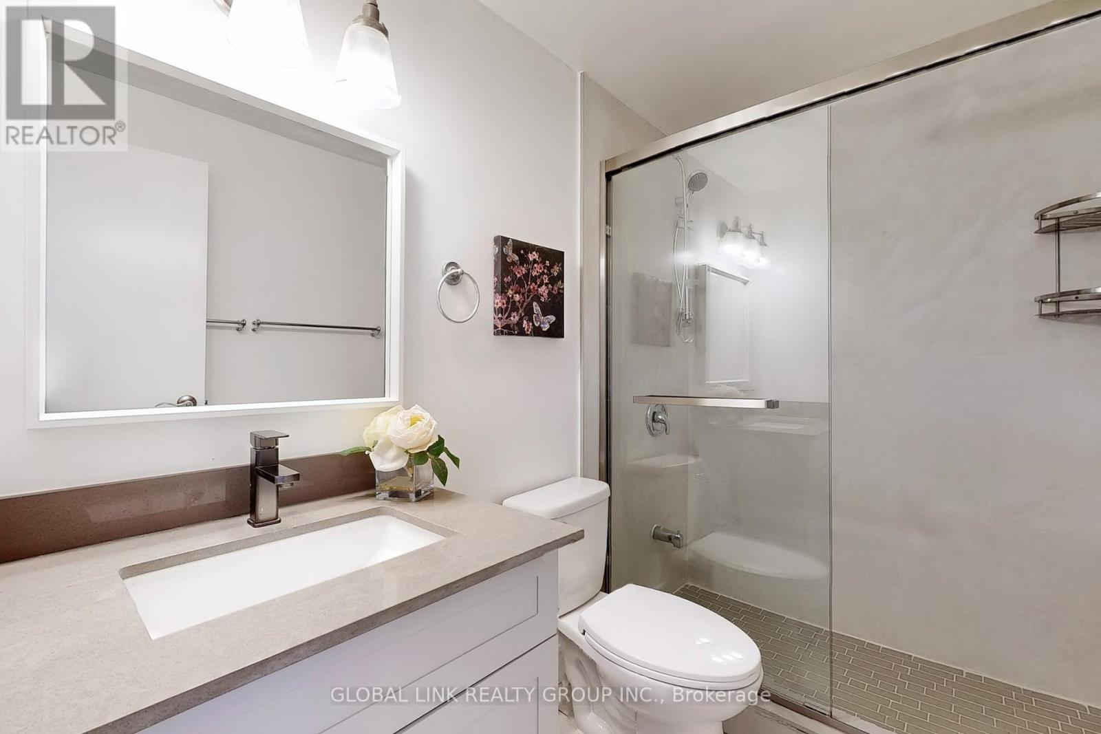Photo 32 of 6 85 Rameau Drive S, Toronto ON