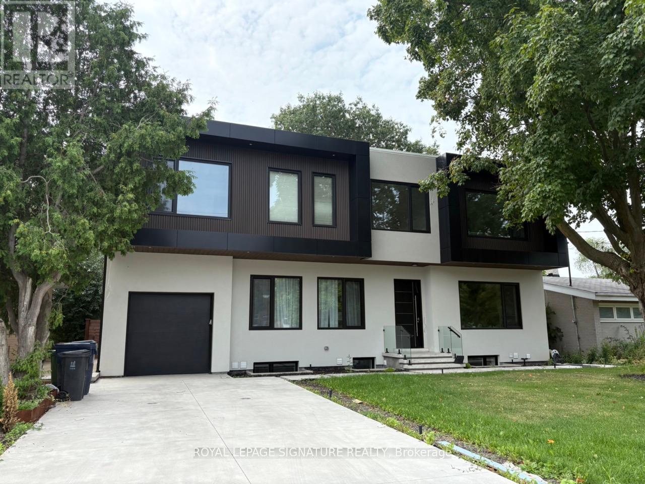 Photo 1 of Lower 9 Fleetwell Court, Toronto ON