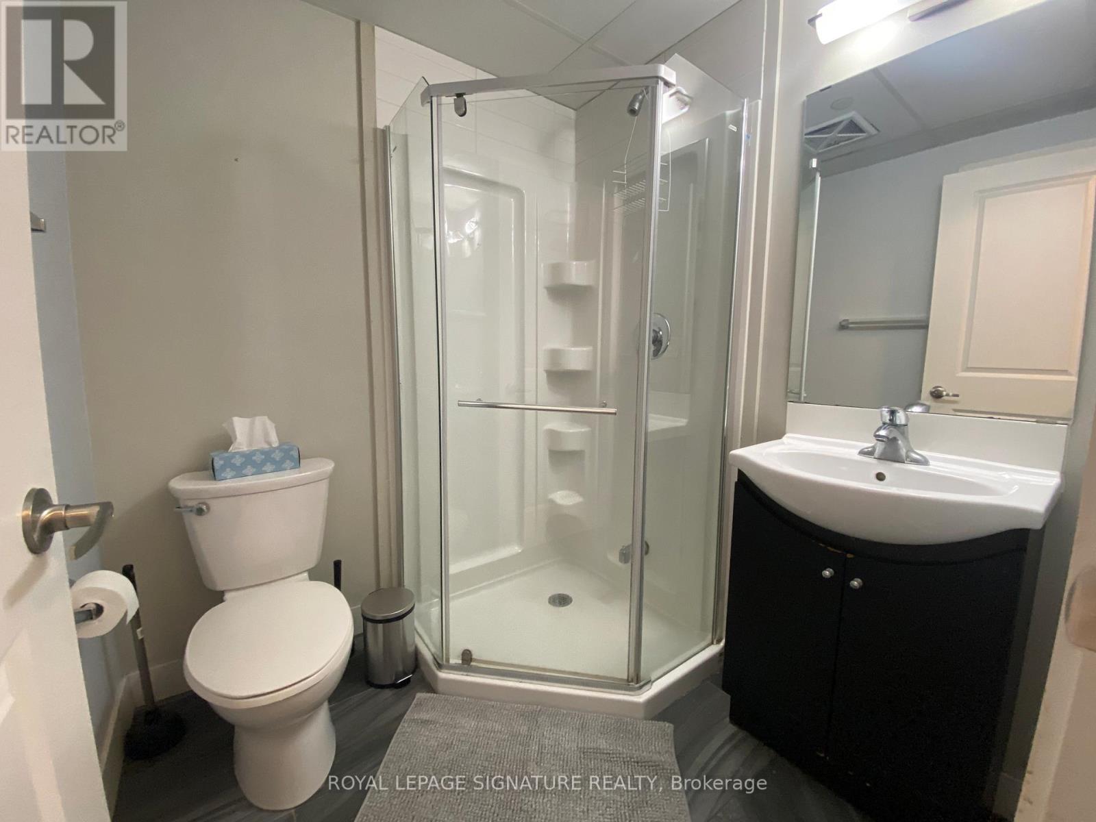 Photo 7 of 305 335 College Street, Toronto ON