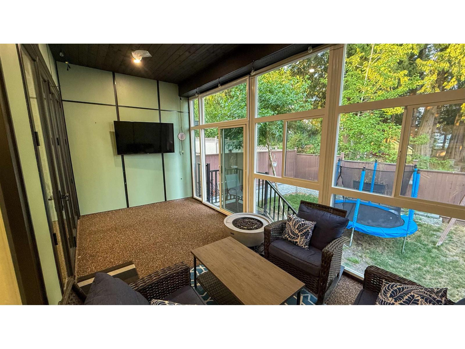 Photo 13 of 6816 147 Street, Surrey BC