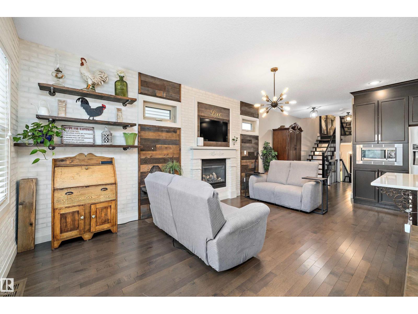Photo 11 of 51 Greenbury Cr, Spruce Grove AB