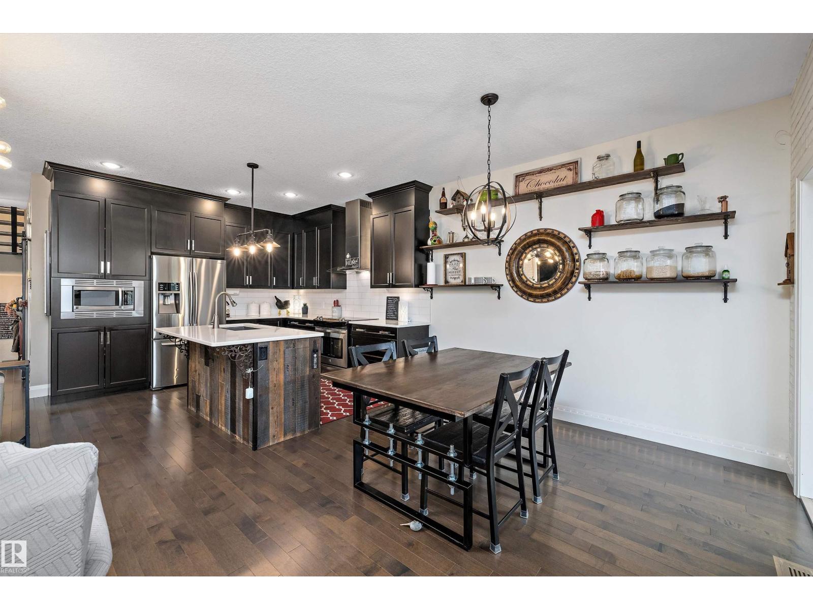 Photo 18 of 51 Greenbury Cr, Spruce Grove AB