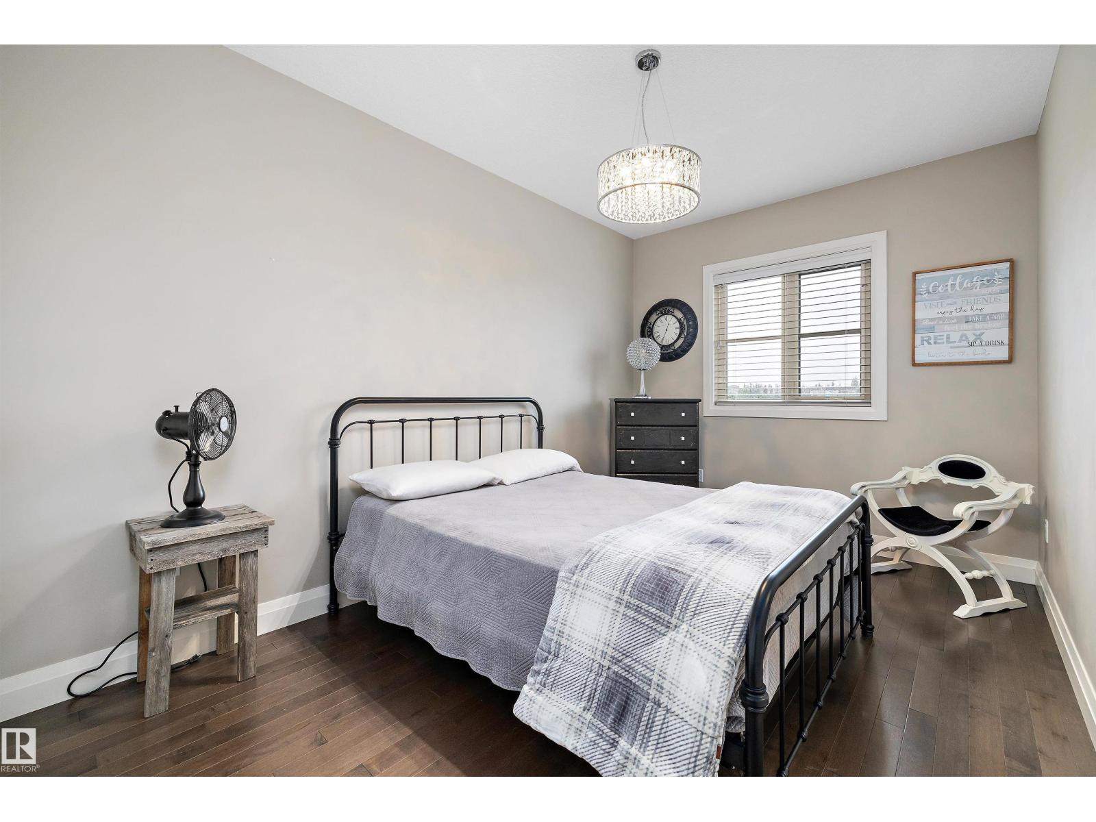Photo 21 of 51 Greenbury Cr, Spruce Grove AB