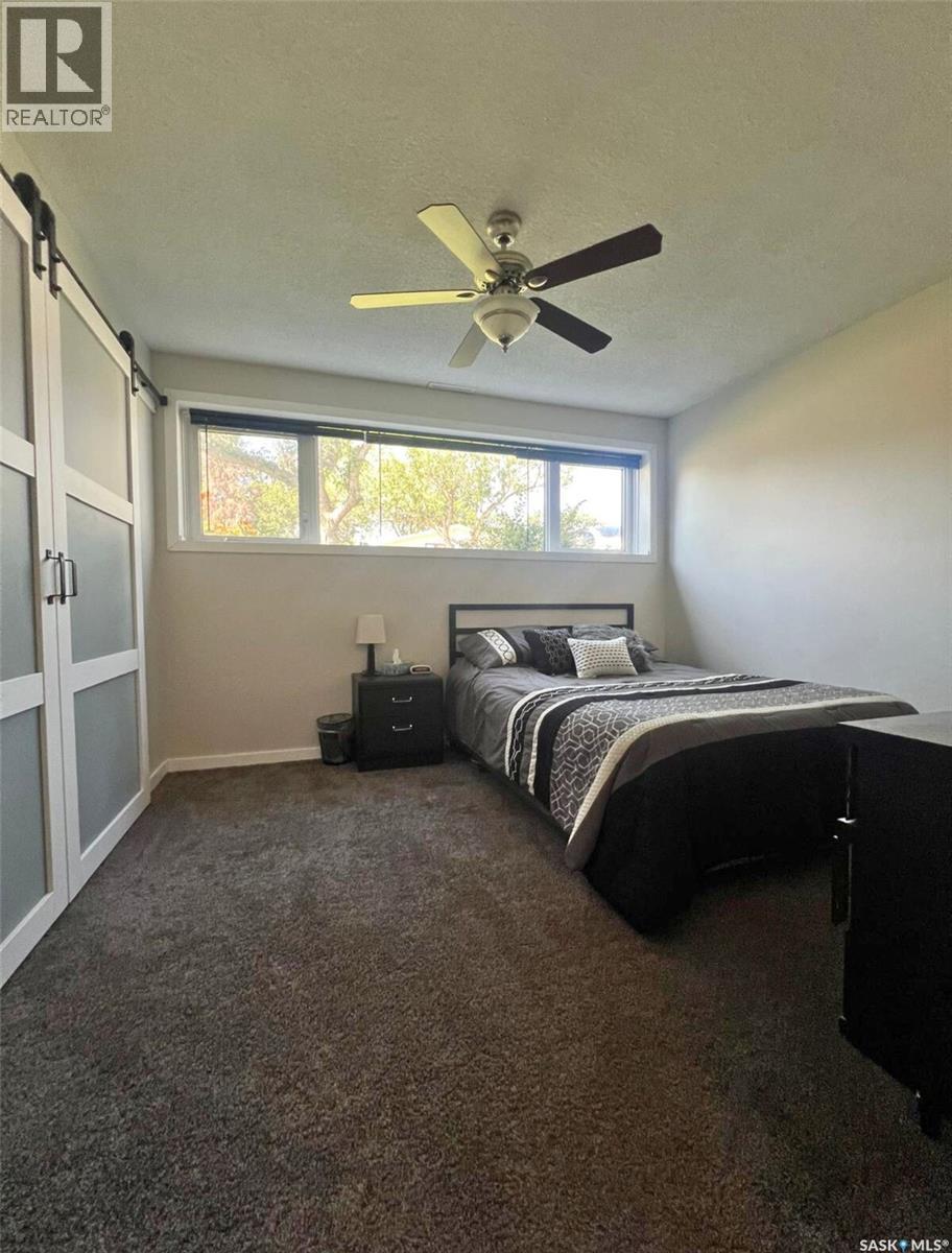 Single Family House for Sale in  th AVENUE NE Swift Current 