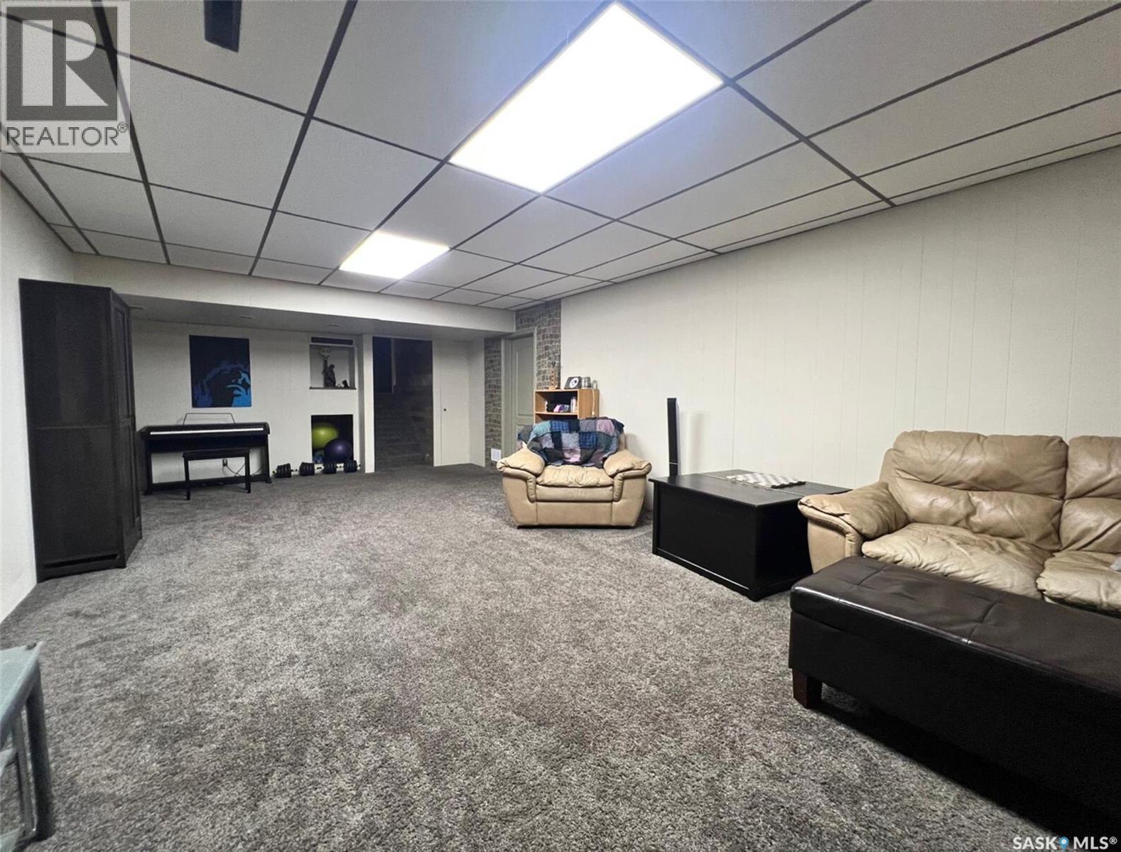 Single Family House for Sale in  th AVENUE NE Swift Current 