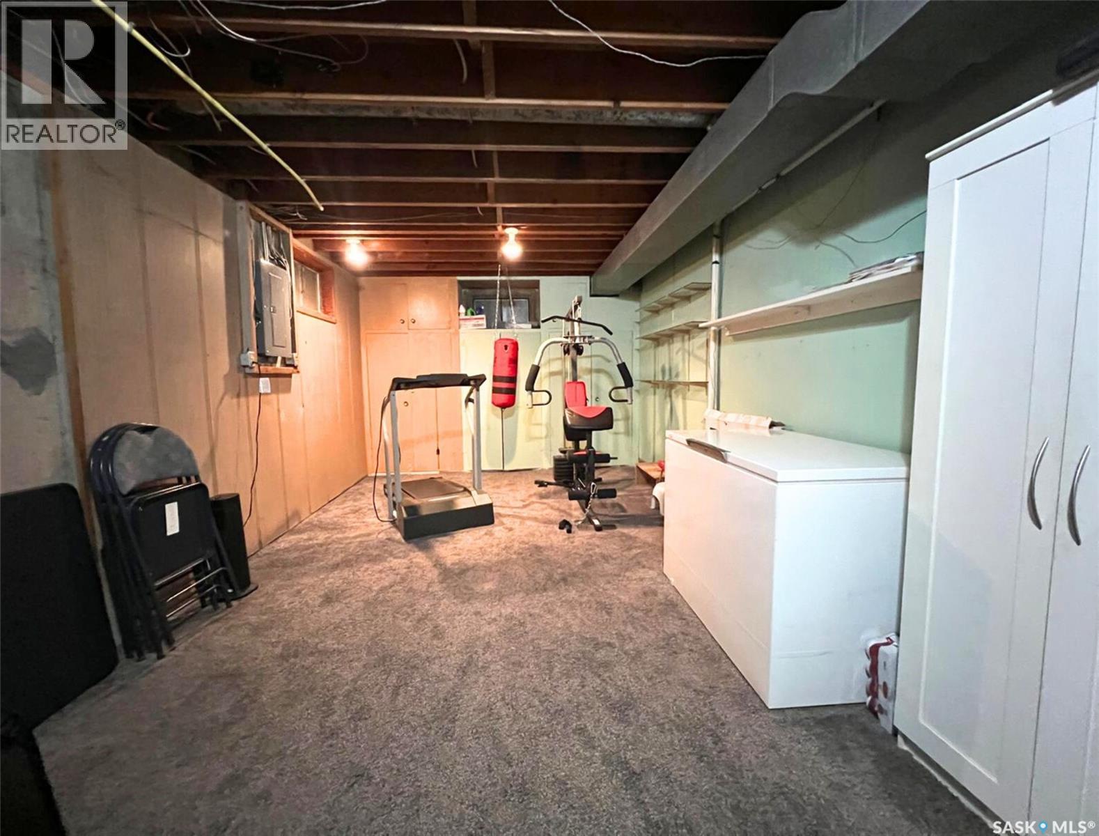 Single Family House for Sale in  th AVENUE NE Swift Current 