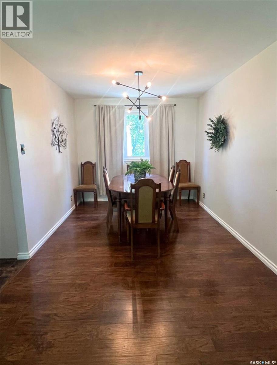 Single Family House for Sale in  th AVENUE NE Swift Current 