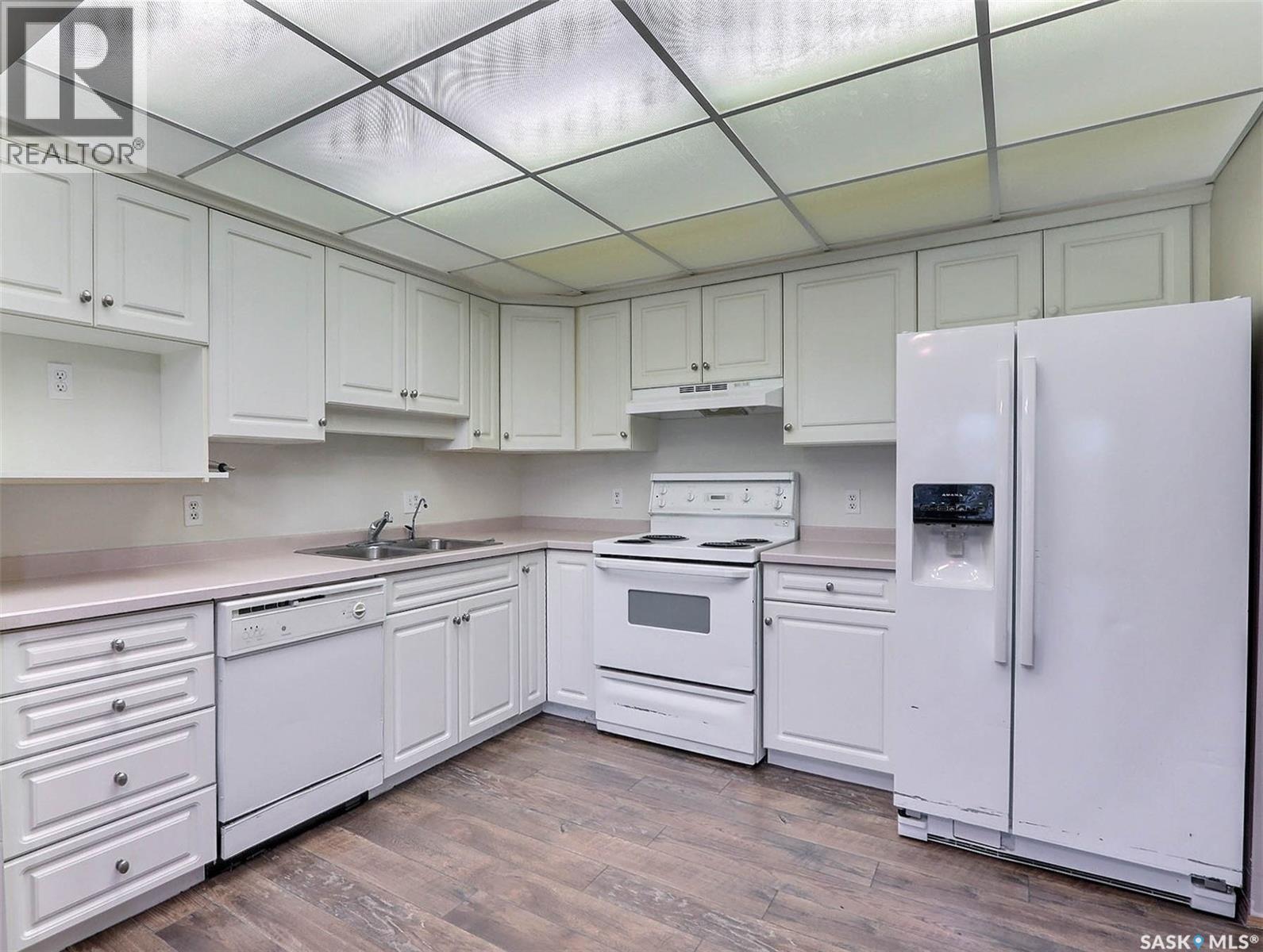 Photo 17 of 215 305 34th Street W, Prince Albert SK