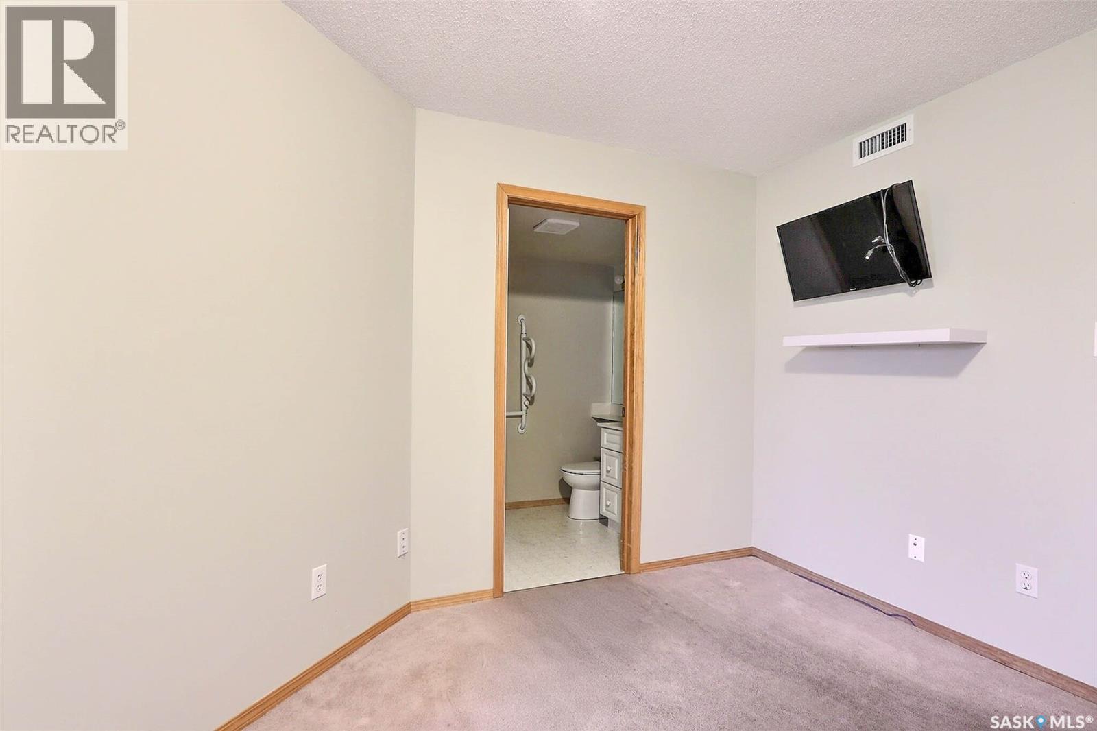 Photo 4 of 215 305 34th Street W, Prince Albert SK