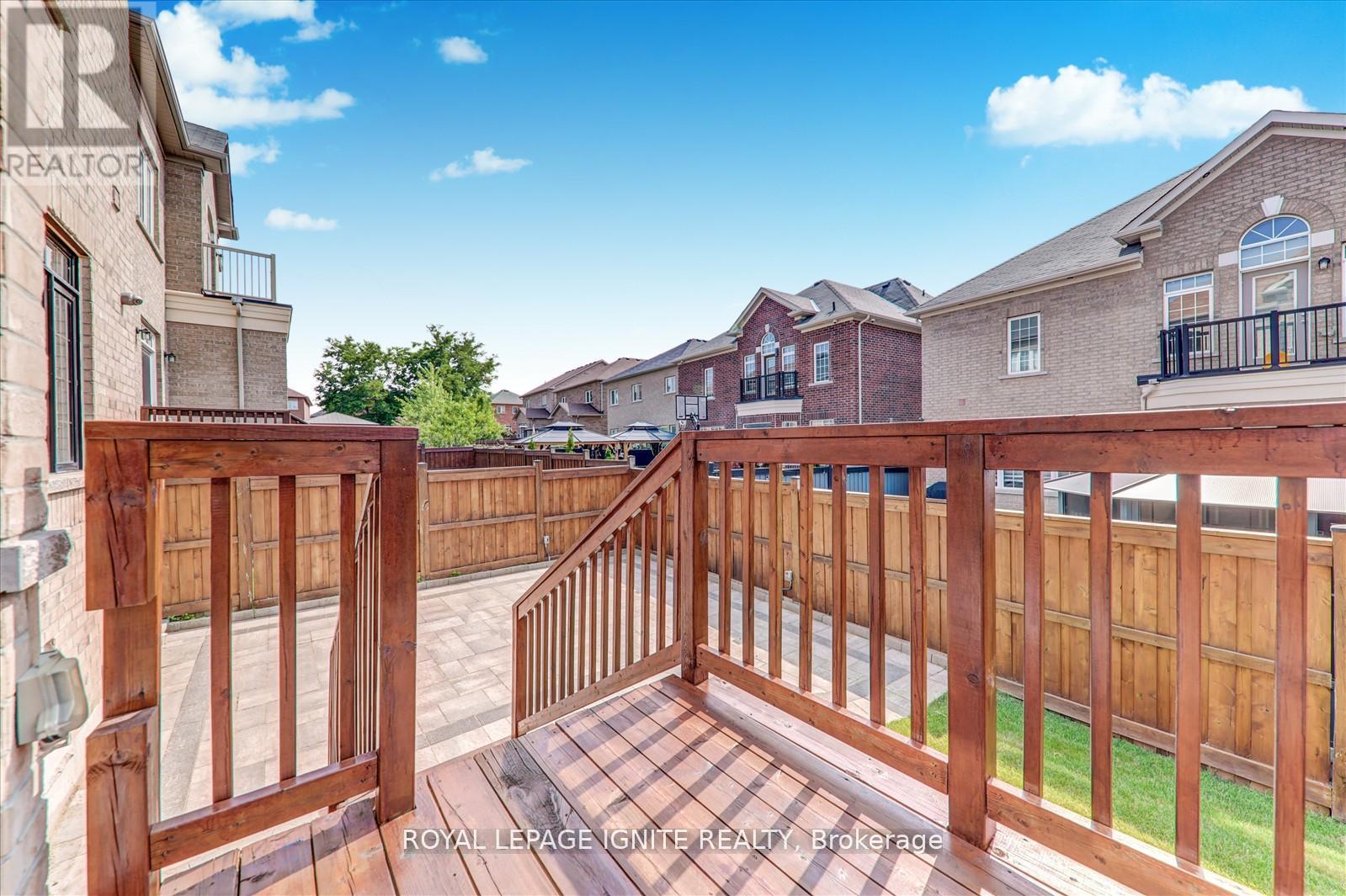 Photo 16 of 12 Warton Court, Markham ON