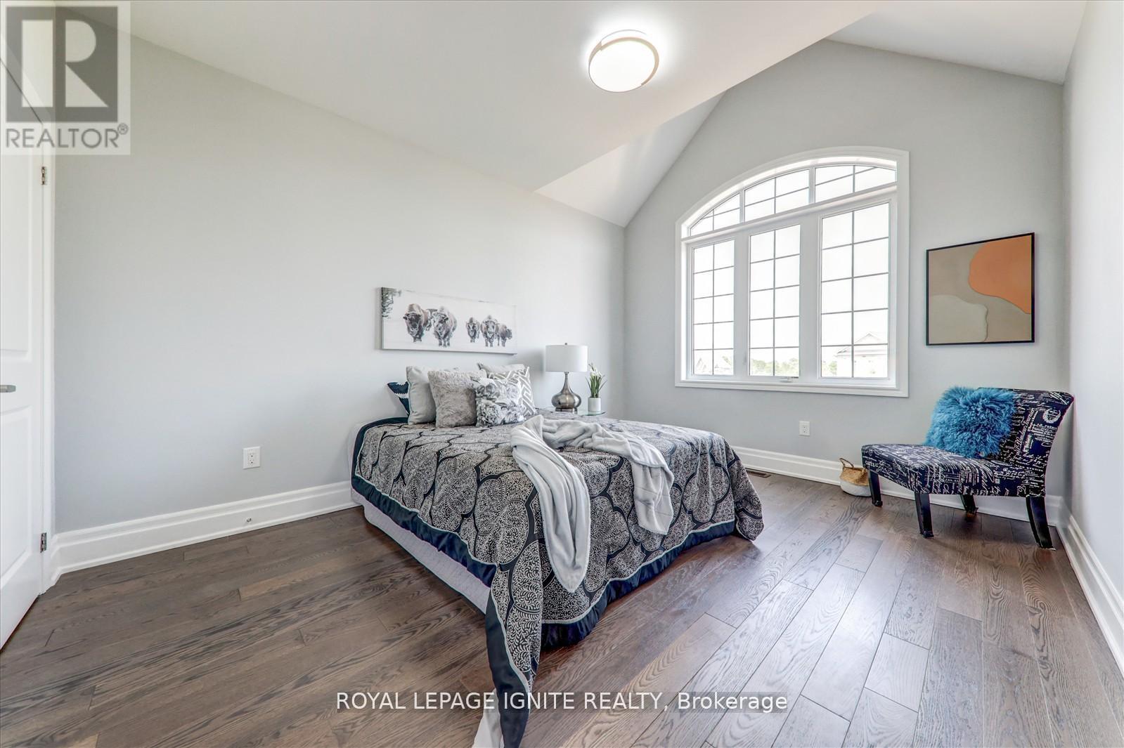 Photo 23 of 12 Warton Court, Markham ON