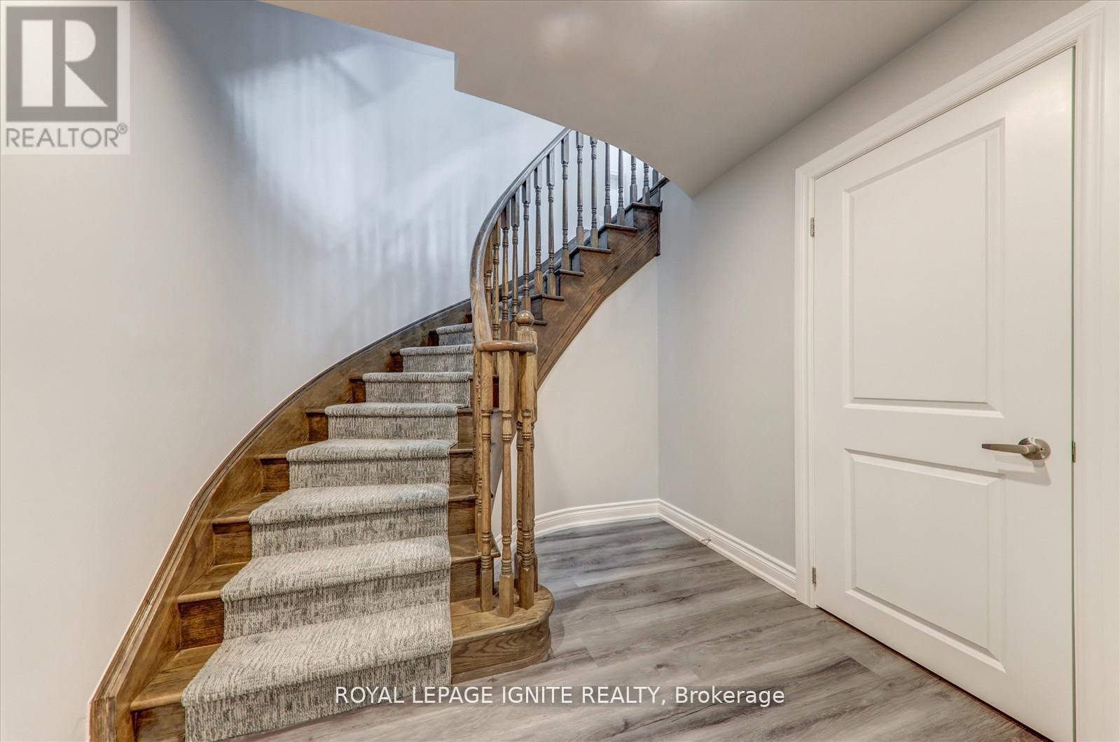 Photo 26 of 12 Warton Court, Markham ON
