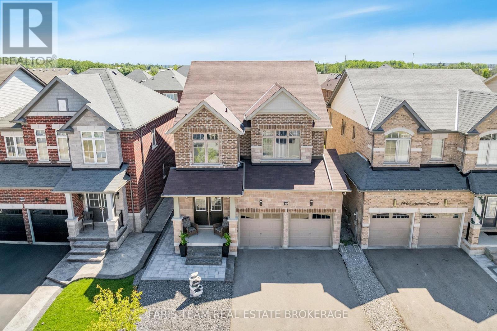 Photo 1 of 1464 Farrow Crescent, Innisfil ON