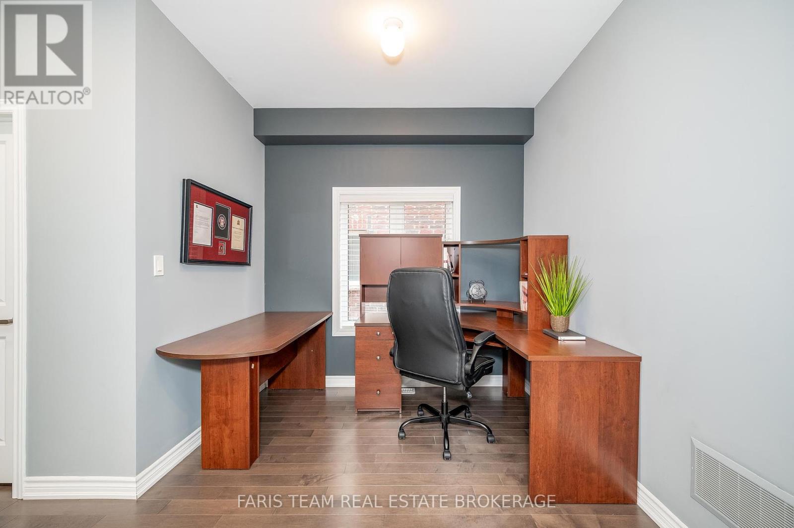 Photo 11 of 1464 Farrow Crescent, Innisfil ON