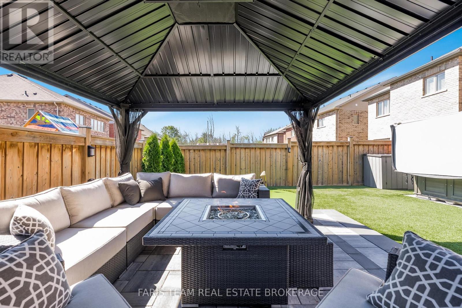 Photo 31 of 1464 Farrow Crescent, Innisfil ON