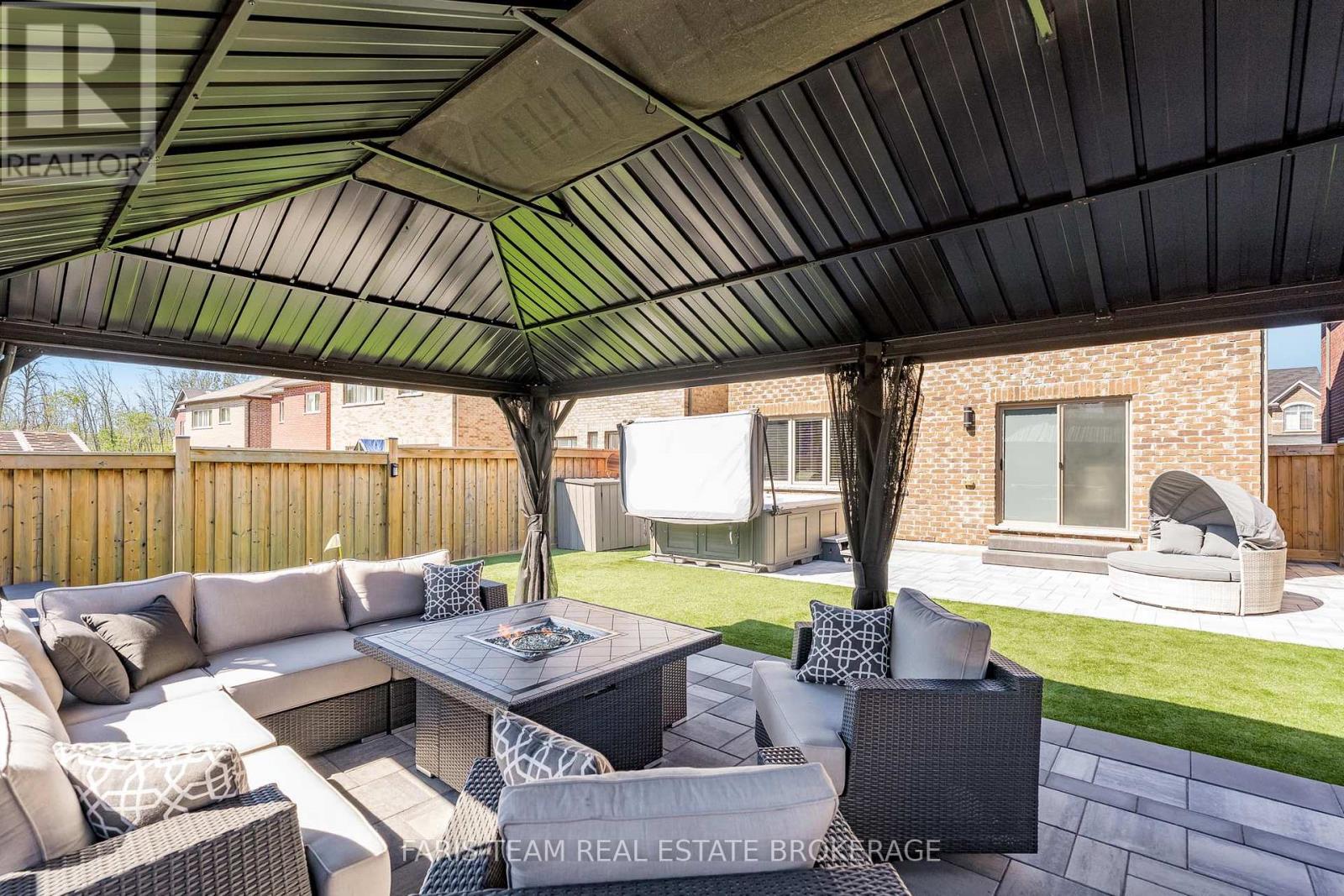 Photo 32 of 1464 Farrow Crescent, Innisfil ON