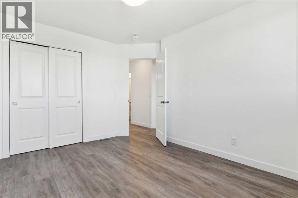 Photo 11 of 203 24 Rivercrest Drive, Cochrane AB