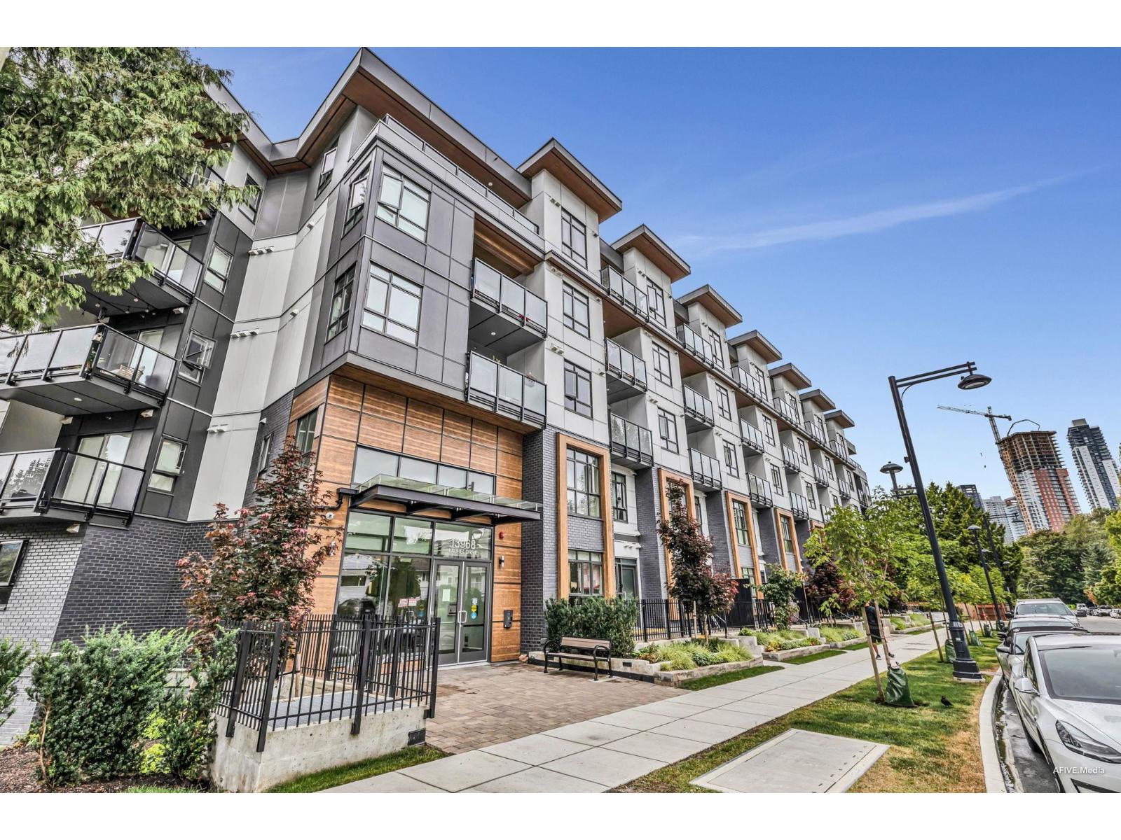Photo 1 of 430 13968 Laurel Drive, Surrey BC
