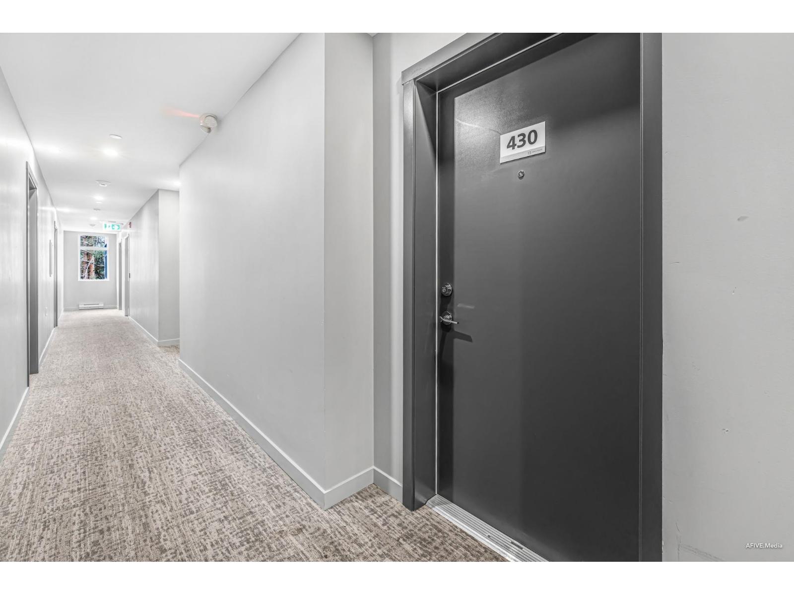 Photo 2 of 430 13968 Laurel Drive, Surrey BC