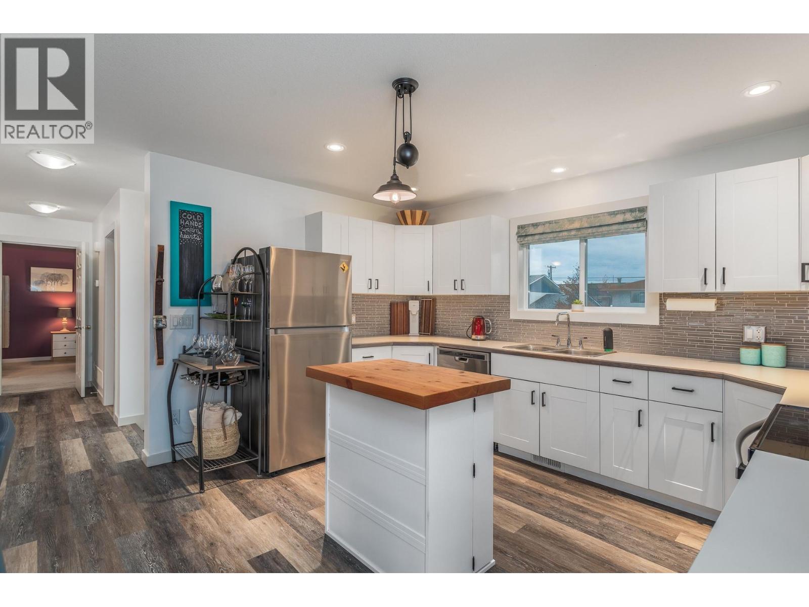  384 Hardie Road, Kelowna