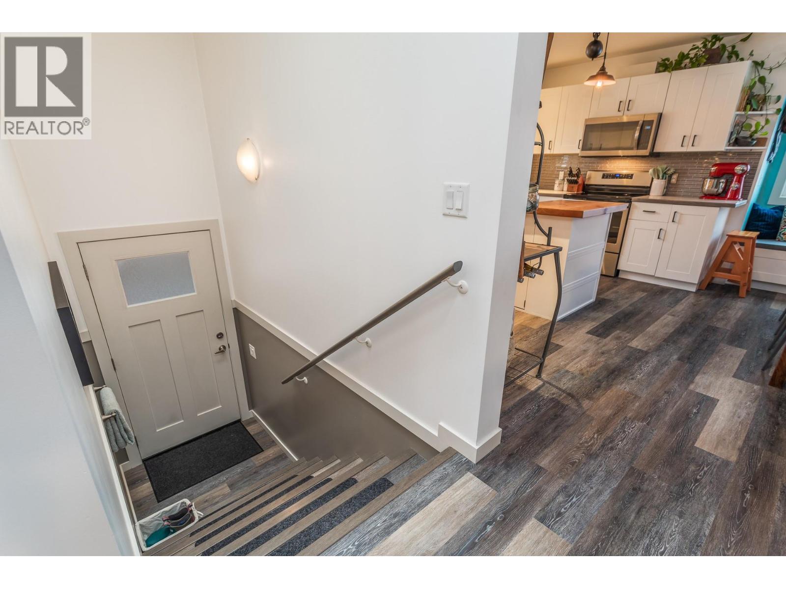  384 Hardie Road, Kelowna