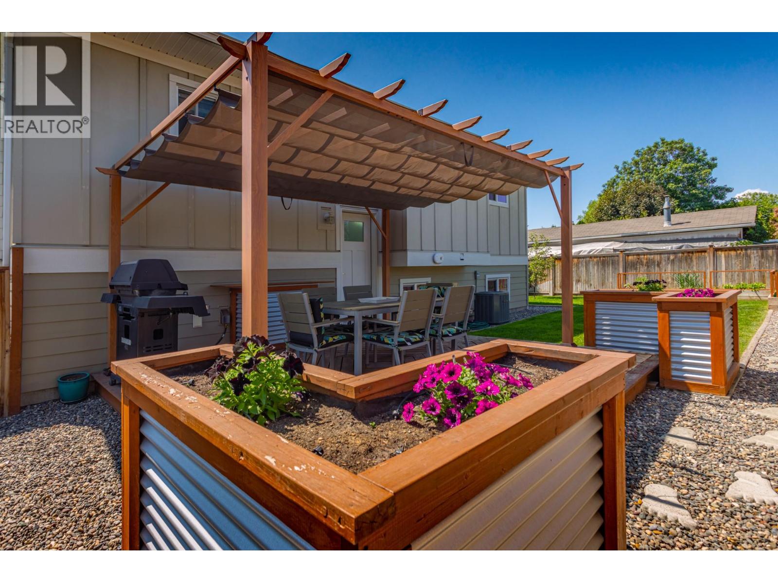  384 Hardie Road, Kelowna