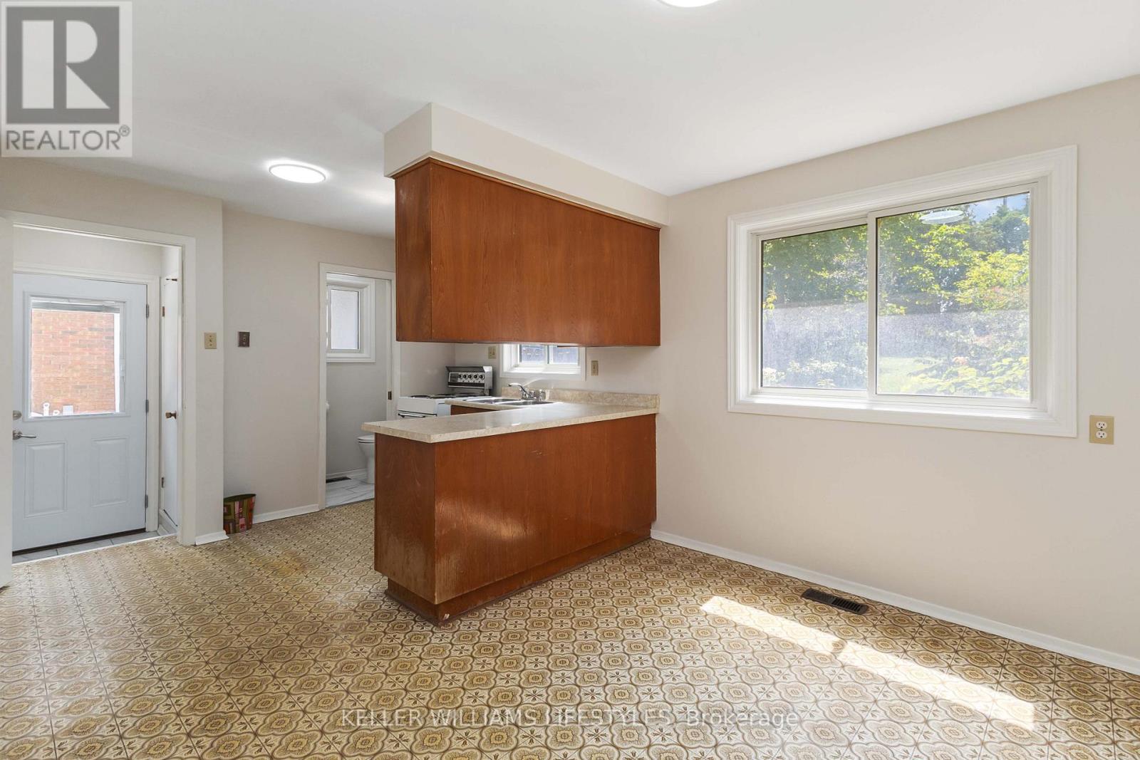 Photo 12 of 107 Cecilia Avenue, London East ON