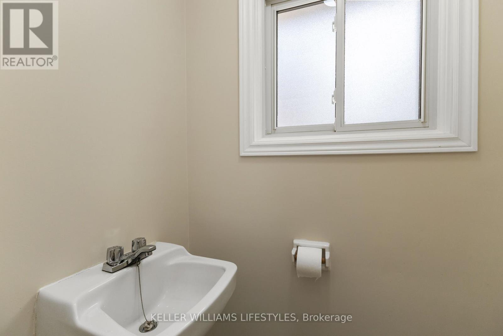 Photo 35 of 107 Cecilia Avenue, London East ON