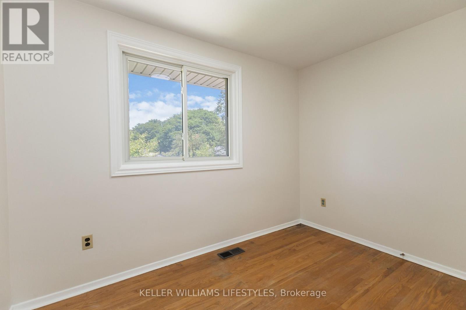 Photo 46 of 107 Cecilia Avenue, London East ON