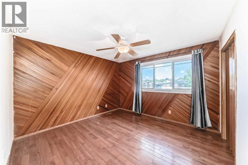 Single Family House Bi-level for Sale in  Whitlock Place NE Whitehorn Calgary 
