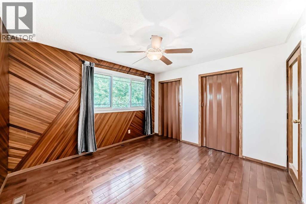 Single Family House Bi-level for Sale in  Whitlock Place NE Whitehorn Calgary 