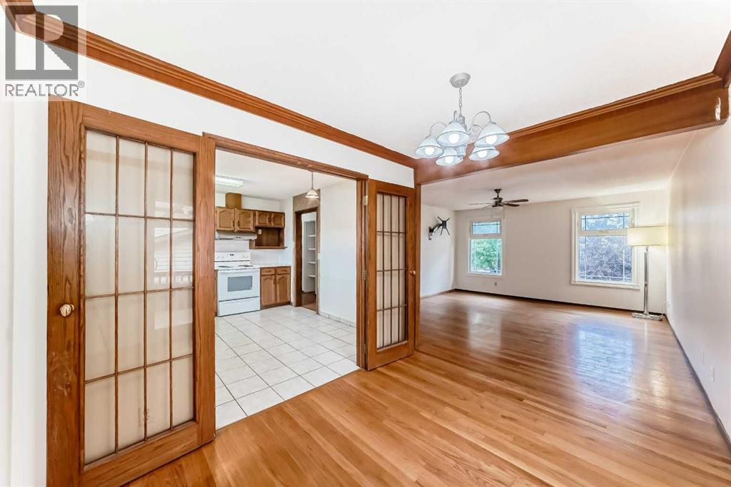Single Family House Bi-level for Sale in  Whitlock Place NE Whitehorn Calgary 